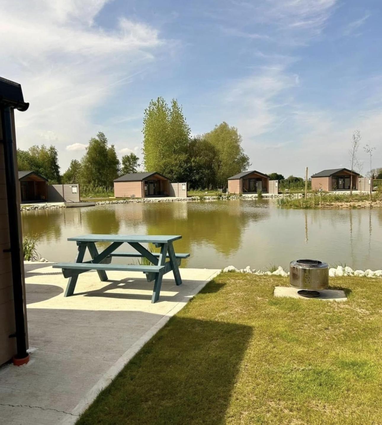 Lakeside Fishing Retreats Boston Zimmer foto